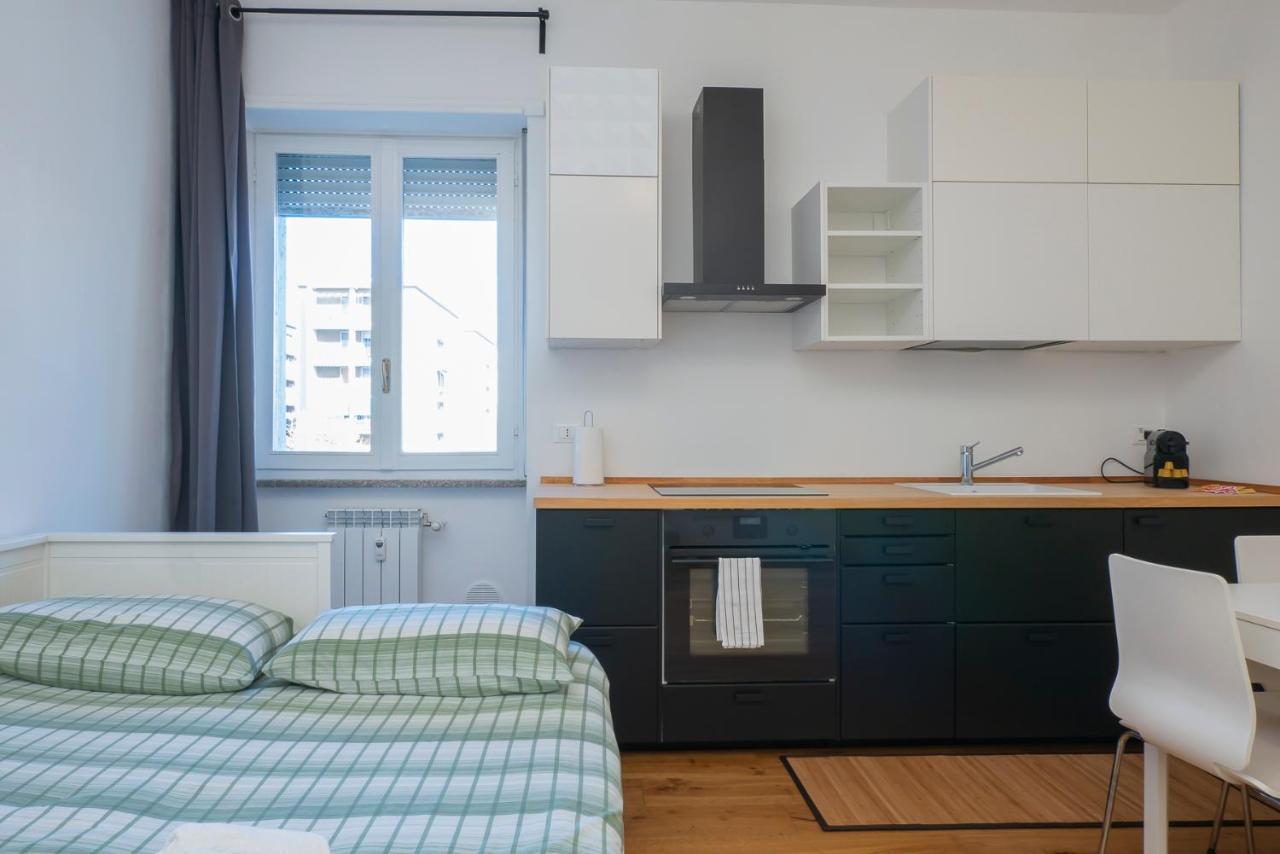 I Host Apartment - Fiuggi 59 Milan Bagian luar foto